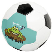 Kikkers heersen grappige groene kikkervis-cartoon voetbal (Drie kwart)