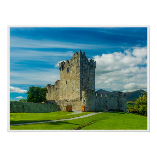 Killarney's Ancient Stronghold: Ross Castle Perfect Poster (Voorkant)