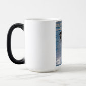 Killer walvis springt uit het water magische mok (Links)