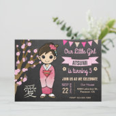 Kimono Japonaise Cute Rose Invitation Anniversaire (Debout devant)