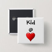 Kind bij hart vierkante button 5,1 cm (Voorkant /achterkant)