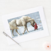 Kind dat een paard in de sneeuw leidt rechthoekige sticker (Envelop)