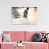 Kind dat ontsnapt aan het Spider Beaubourg-Canvas Canvas Afdruk (Insitu (Woonkamer))