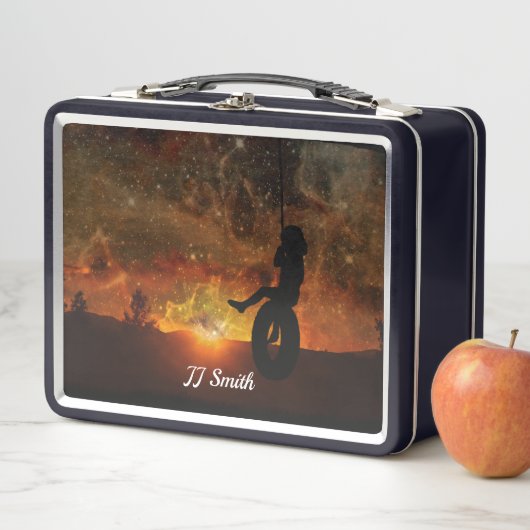 Kind in bandensvleugelbak (In situ)