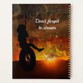 Kind in Tyre Swing Dagelijkse Planner (Achterkant)