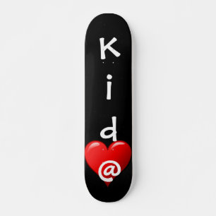 Kind op het hartskateboard skateboard