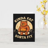 Kinda Fit Sorta Fat - Funny Gym Bear Weightlifting Kaart (Gele Bloem)