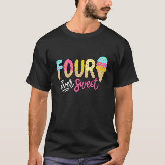 Kinder 4 Ever Sweet 4th Birthday Ice Cream Party v T-shirt