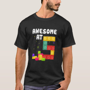 Kinder 5e straten van het Blok Bricks Geweldige 5 T-shirt