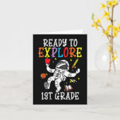 Kinder astronaut die klaar is om 1e graad 1e te on kaart (Gele Bloem)