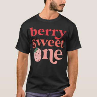 Kinder Berry Sweet One Strawberry First Birthday D T-shirt
