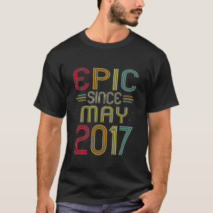 Kinder Funny Epic sinds mei 2017 5e verjaardag 5 j T-shirt