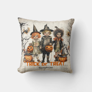 kinder met traditionele Halloween kostuums Kussen