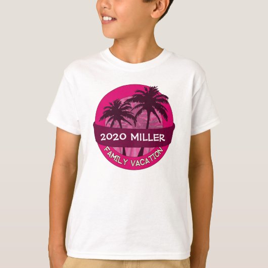 Kinder Roze Palmboom Custom Name Vakantie Tshirt (Voorkant)