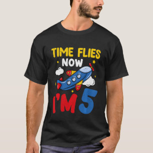 Kinder tijd vliegt nu im 5 5e verjaardag vliegtuig t-shirt