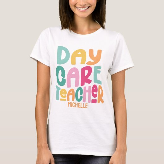 Kinderdagverblijf Docent Kleurrijk Tekstontwerp T-shirt (Voorkant)
