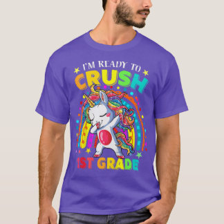 Kinderen die ik klaar heb om de eerste klas van de t-shirt