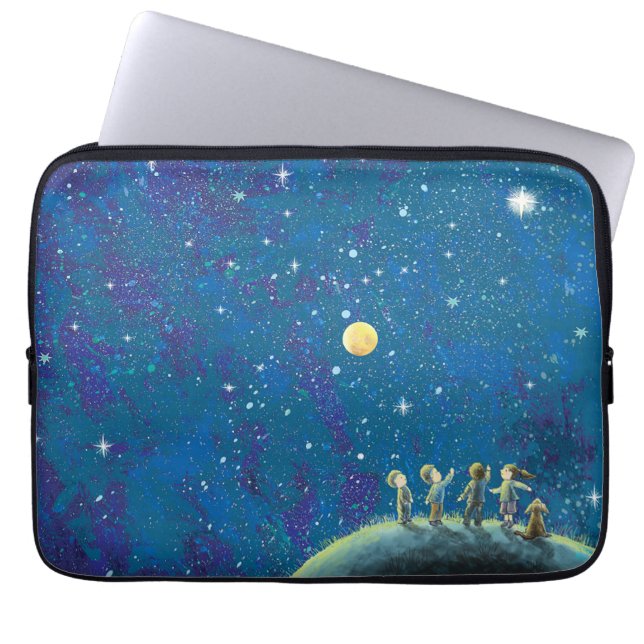 Kinderen die naar de nachtelijke hemel kijken laptop sleeve (Voorkant)