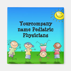 Kinderen die op zondag in de openlucht spelen magneet