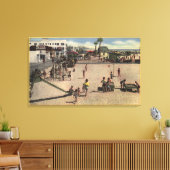 Kinderen en Moms bij het Athletic Beach Venice Canvas Afdruk (Insitu (Woonkamer))