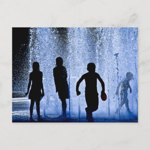 Kinderen in Play Blue Briefkaart