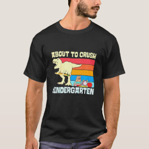 Kinderen over de opstand van de kindergarten dinos t-shirt