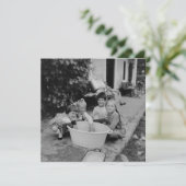  kinderen spelen feestdagenkaart (Staand voorkant)