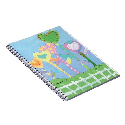 KinderenKunst voor CHOC - Harten met de omheining Notitieboek (Rechterzijde)