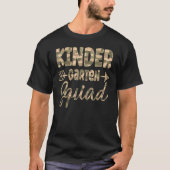 Kindergarten Camo teacher Welcome Back To School T T-shirt (Voorkant)