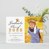 Kindergarten Wit Goud Script Foto Afstuderen Aankondiging (Staand voorkant)