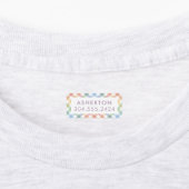 Kindernaam label met schattige regenboog plaid (Aangebracht)
