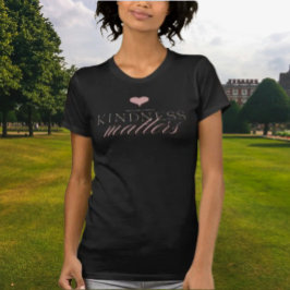 Kindness Matters T-shirt – Zacht roze hart