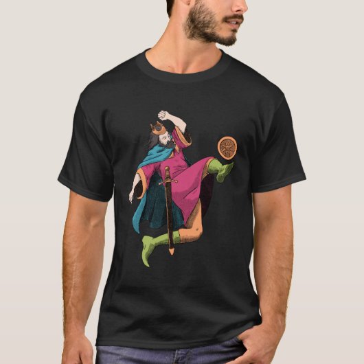 King Playing Football Fun T-shirt (Voorkant)