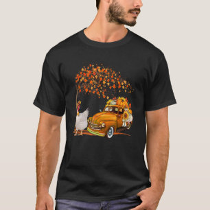 Kip Met Hoed Valt Uit Boom Opneerhalende Vrachtwag T-shirt