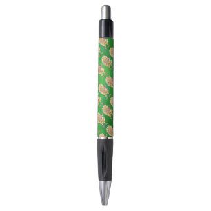 Kipkerst op groen pen