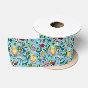 Kippen en wilde bloemen op baby blauw lint