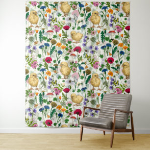 Kippen en wilde bloemen op wit wandkleed