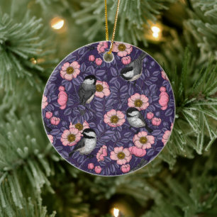 Kippen in het wild roos in roze en violet keramisch ornament