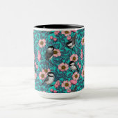 Kippen in vrij roos, roze en blauw mok (Midden)