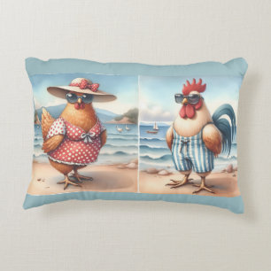 Kippen in zwemkleding aan de kust accent kussen