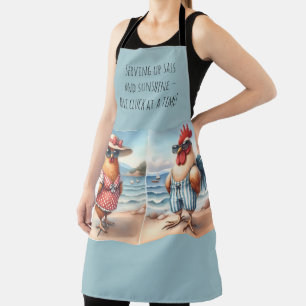 Kippen in zwemkleding aan de kust schort