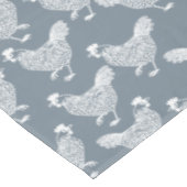 Kippenhoen Pluimvee Dusty Blauw en Wit Tafelkleed (Gekanteld)