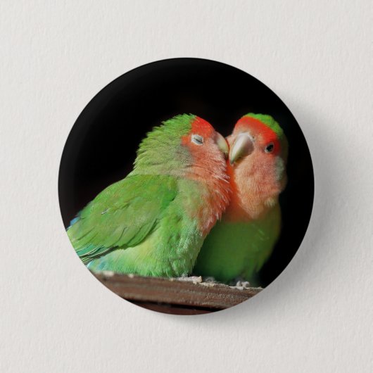 Kiss Me Badge Ronde Button 5,7 Cm (Voorkant)