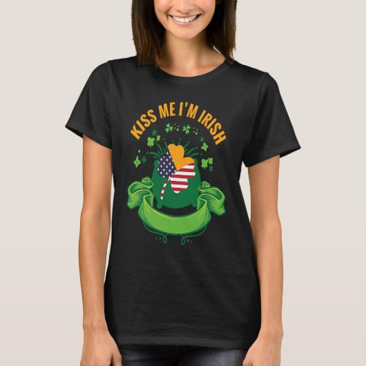 Kiss Me I'm Irish I St Patricks Day Shamrock Flag T-shirt (Voorkant)