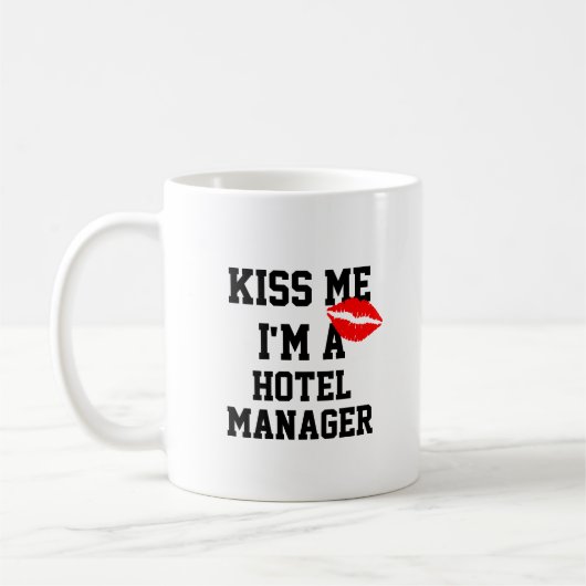 Kiss Me Im Un Gestionnaire D'Hôtel Mug (Gauche)