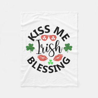 Kiss me Irish Blessing Fleece Deken