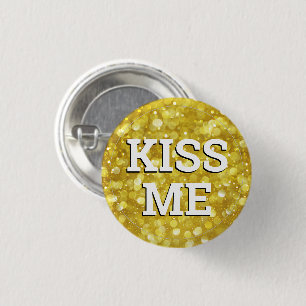 KISS ME leuke Button / Retro Party - Gold