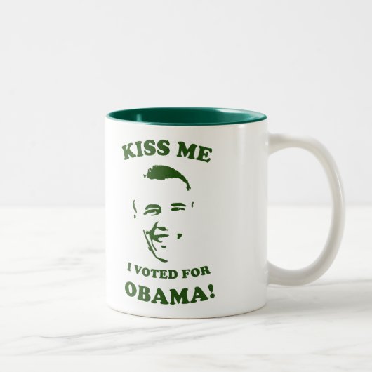 KISS MOI ! Mug (Droit)