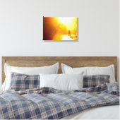 Kissende Couple in het zonlicht Canvas Afdruk (Insitu (Slaapkamer))