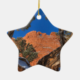 Kissende kamelen omwoeld door Boom 01 Keramisch Ornament